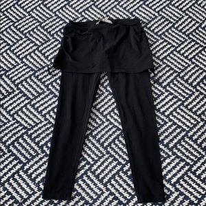 Athleta 2 in 1 legging skirt size sm black